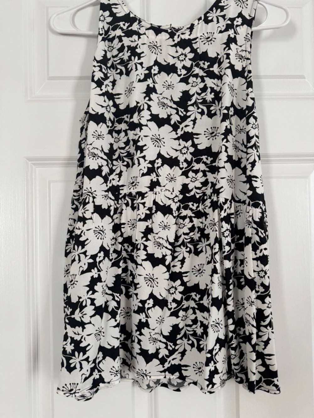 LOFT Black and White Floral Swing Tank